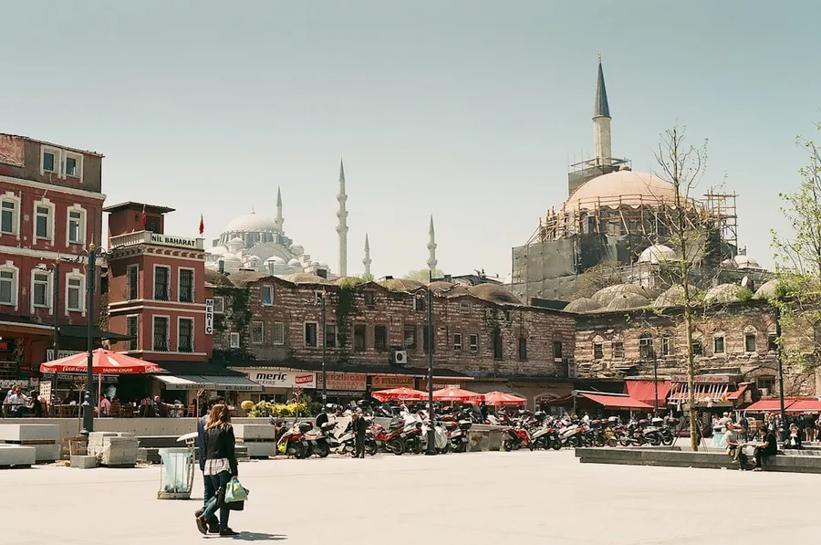 student with backpack in Istanbul Sultanahmet budget travel Turkey