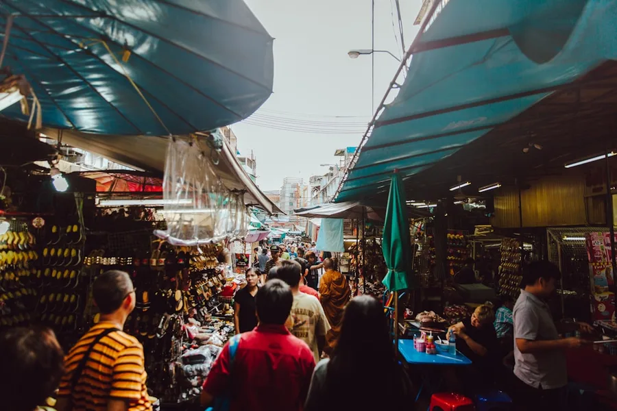 street food market Chinatown Bangkok photography budget
