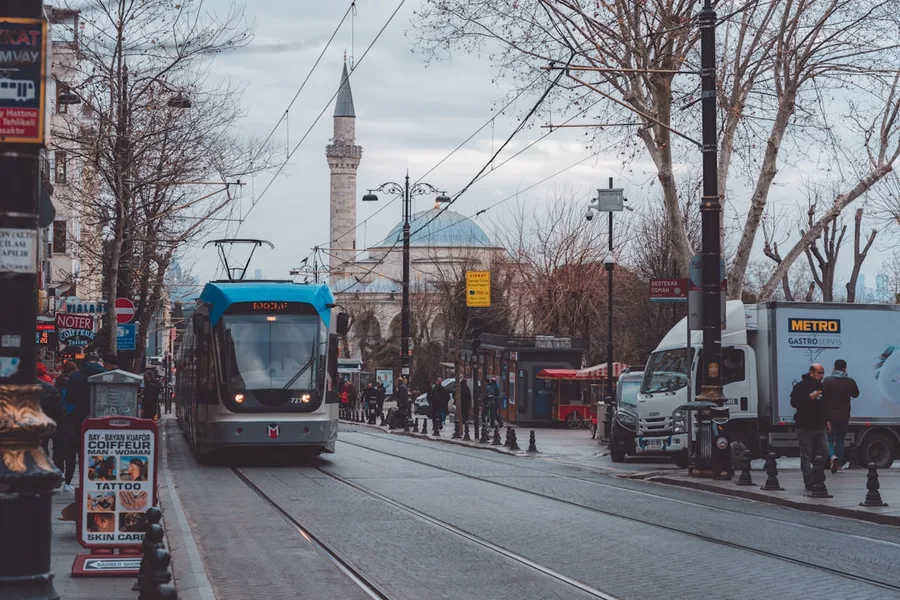Istanbul Sultanahmet tram public transport 2027