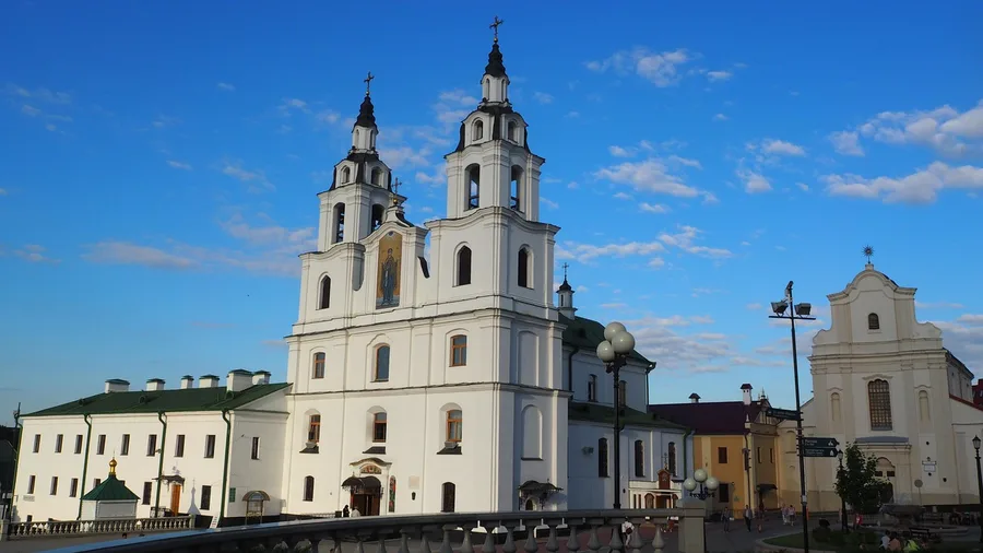 Kufar.by short-term rental negotiation for guests with dogs Minsk 2026