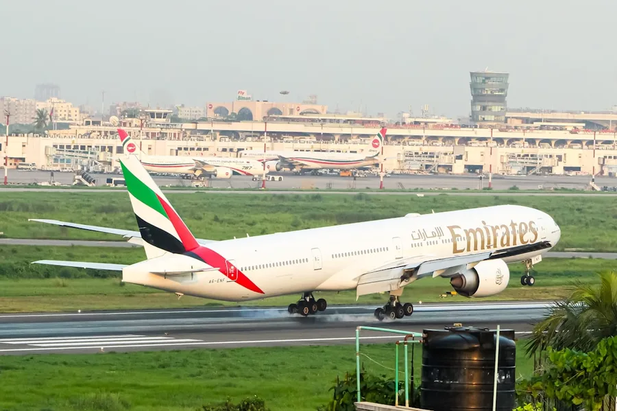 tourist information desk for seniors Dubai airport UAE