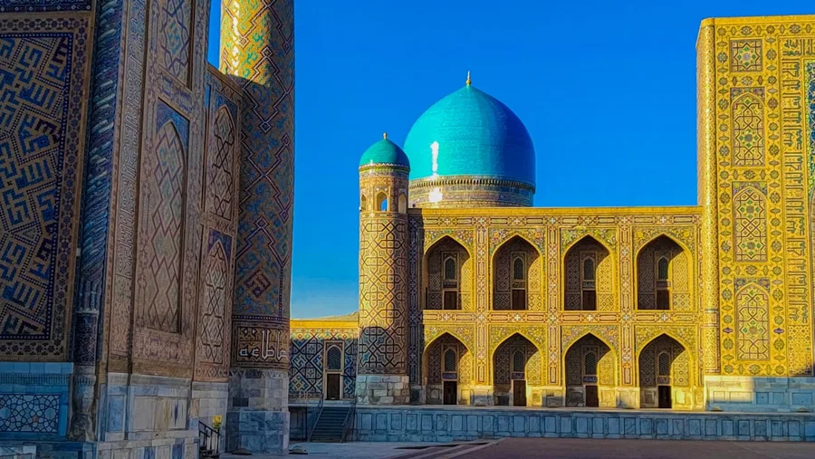 Budget plov center Samarkand Uzbekistan local food