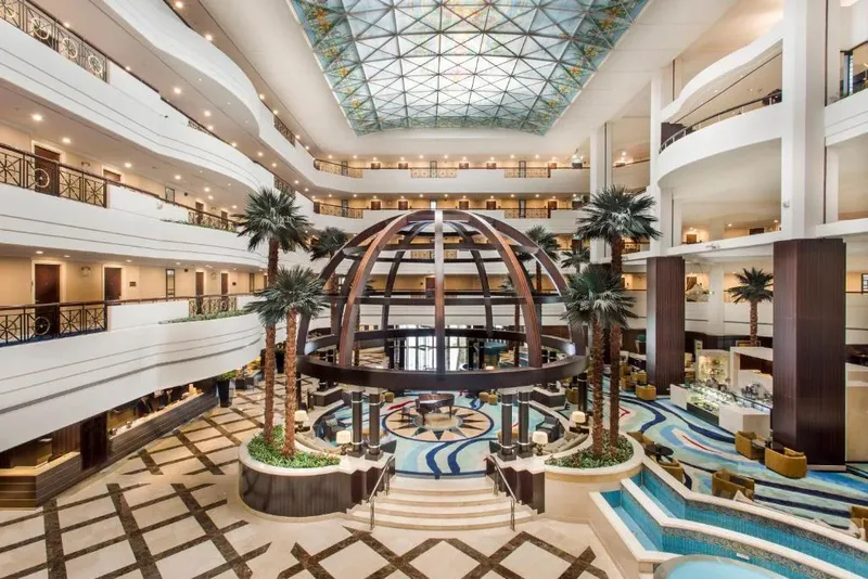 Дубай, 7 ночей, 5* Mövenpick Grand Al Bustan из Казани за 85 862 ₽ за двоих