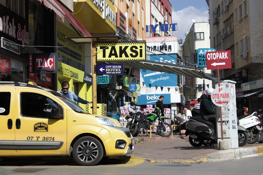 tourist taxi scam Antalya Turkey street
