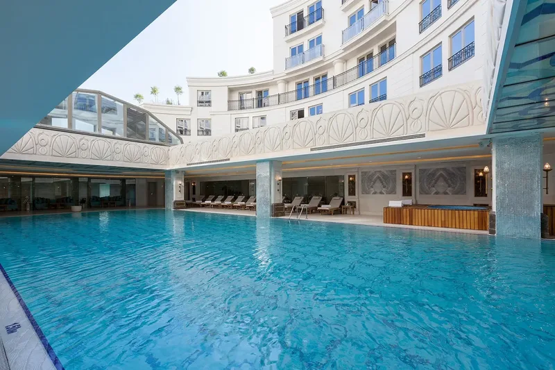 Тур в Стамбул из Екатеринбурга: отель 5* CVK Park Bosphorus за 68127₽ на двоих