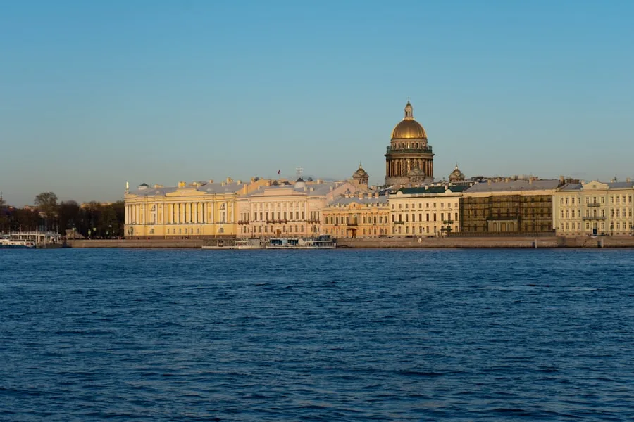 Москва — Санкт-Петербург туда-обратно за 3358 рублей