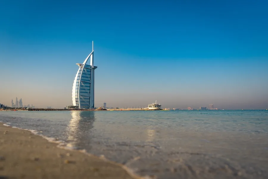 tourists buying alcohol in Dubai airport duty free UAE Oman