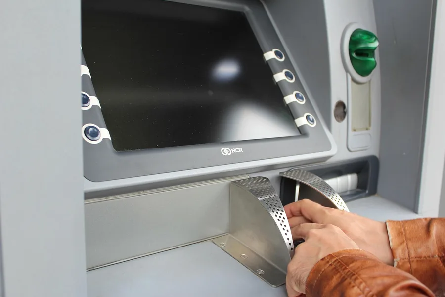 ATM cash withdrawal fee notice Phuket Thailand Osh Kyrgyzstan