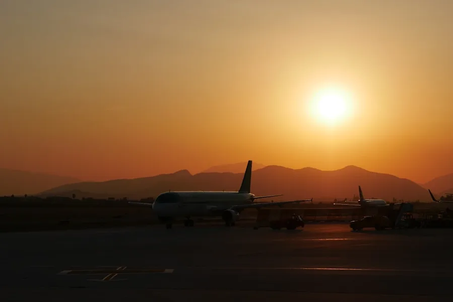 corrupt customs officer Hurghada airport