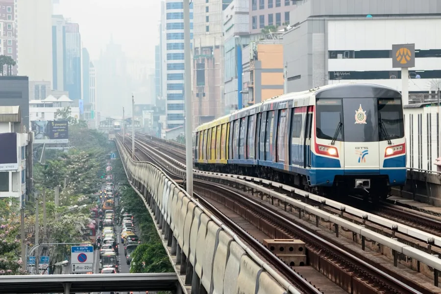 Bangkok BTS Skytrain tourist pass trap expensive 2026