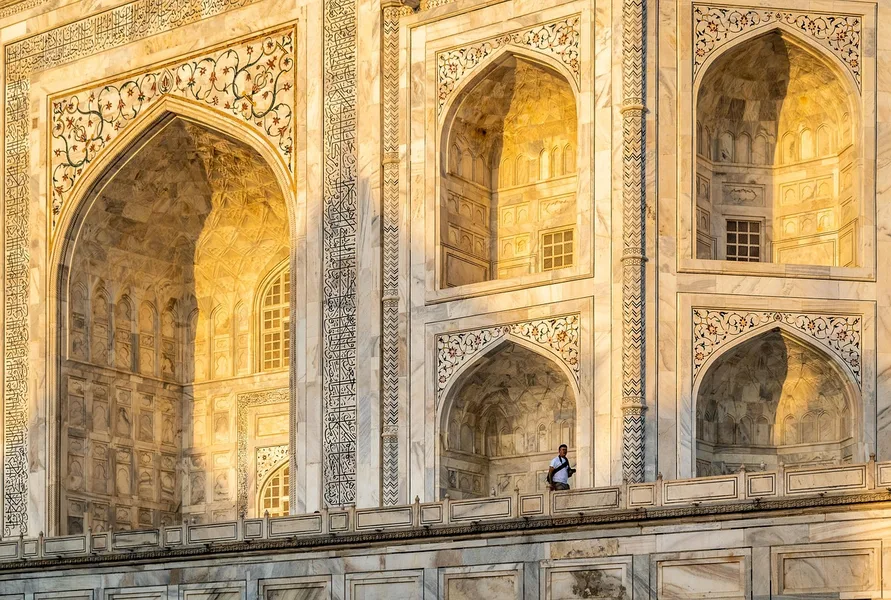 Dubai free attractions map with transport links Agra India