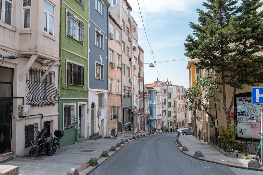 Istanbul Turkey cheap monthly apartment rental 2026