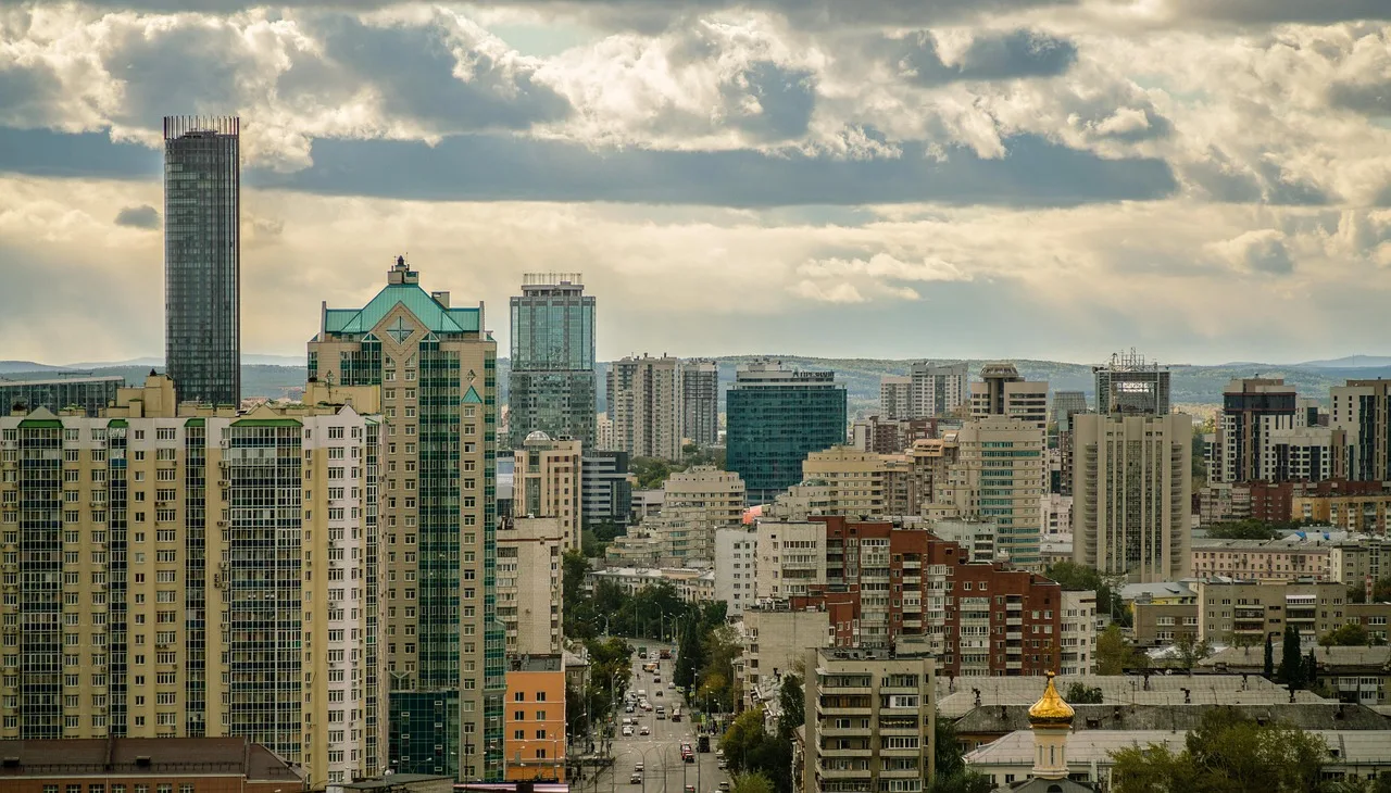 Челябинск — Екатеринбург за 1255₽: 3 и 23 ноября