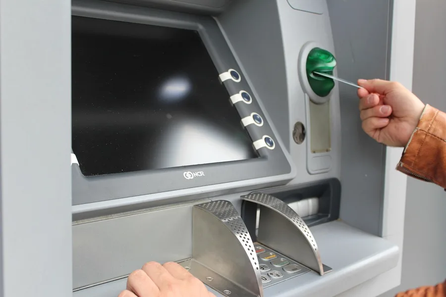 Beijing ATM UnionPay card withdrawal family tourist China Osh Kyrgyzstan