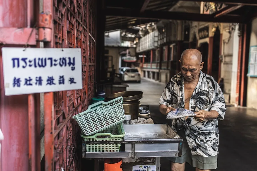 street food safety elderly tourist Bangkok Thailand 2026 Kotor Montenegro