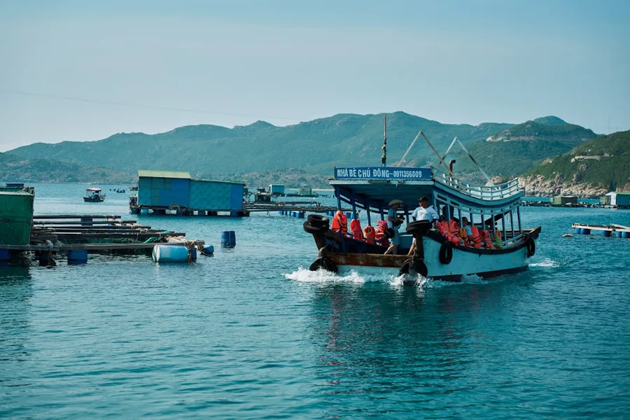 pay with cryptocurrency USDT Nha Trang Vietnam 2027